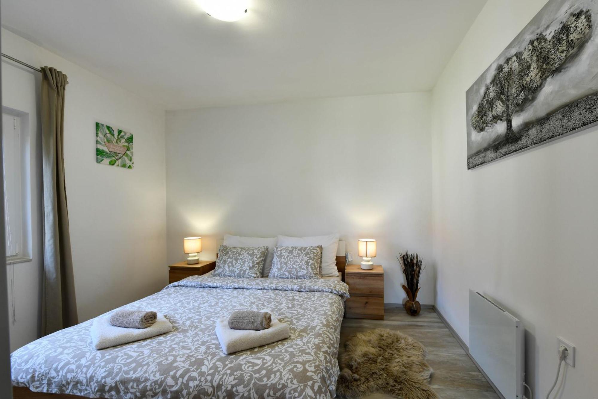 Apartman Tina Rakovica Dış mekan fotoğraf