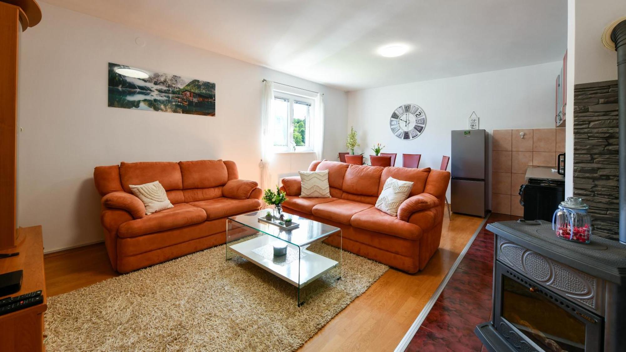Apartman Tina Rakovica Dış mekan fotoğraf